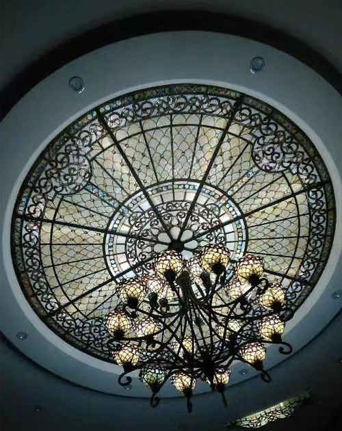酒店彩绘玻璃穹顶